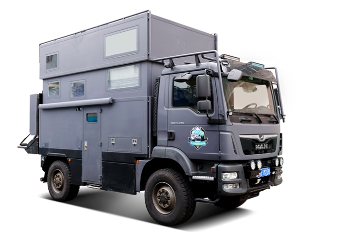 藍(lán)牌C本可開國內(nèi)的房車德國MAN越野房車了解一下！